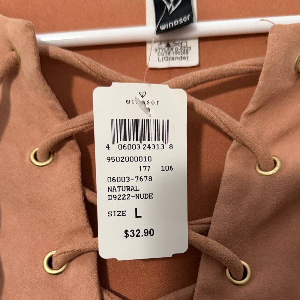 Elegant Tan Lace-Up Dress - Picture 4 of 5